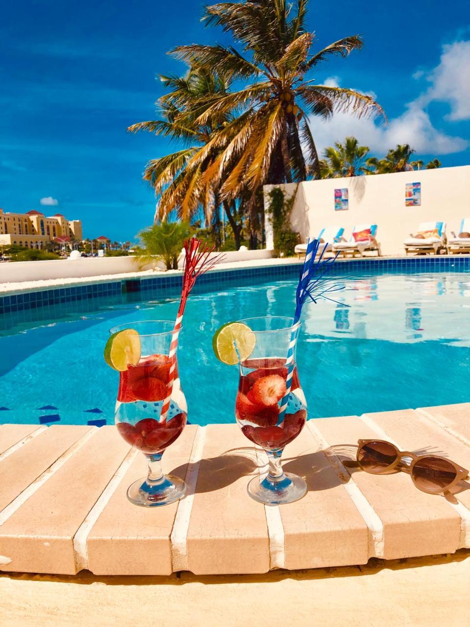 Karibu Aruba Boutique Hotel Palm Beach Eksteriør bilde
