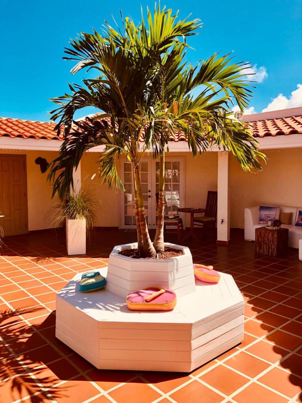 Karibu Aruba Boutique Hotel Palm Beach Eksteriør bilde
