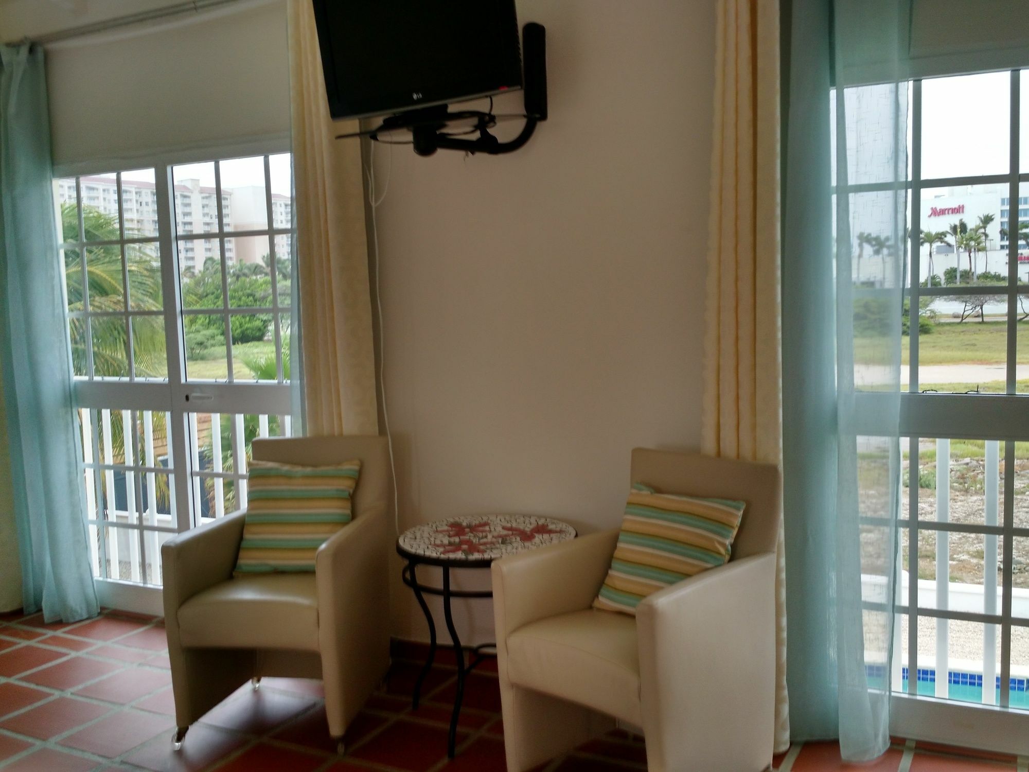 Karibu Aruba Boutique Hotel Palm Beach Eksteriør bilde