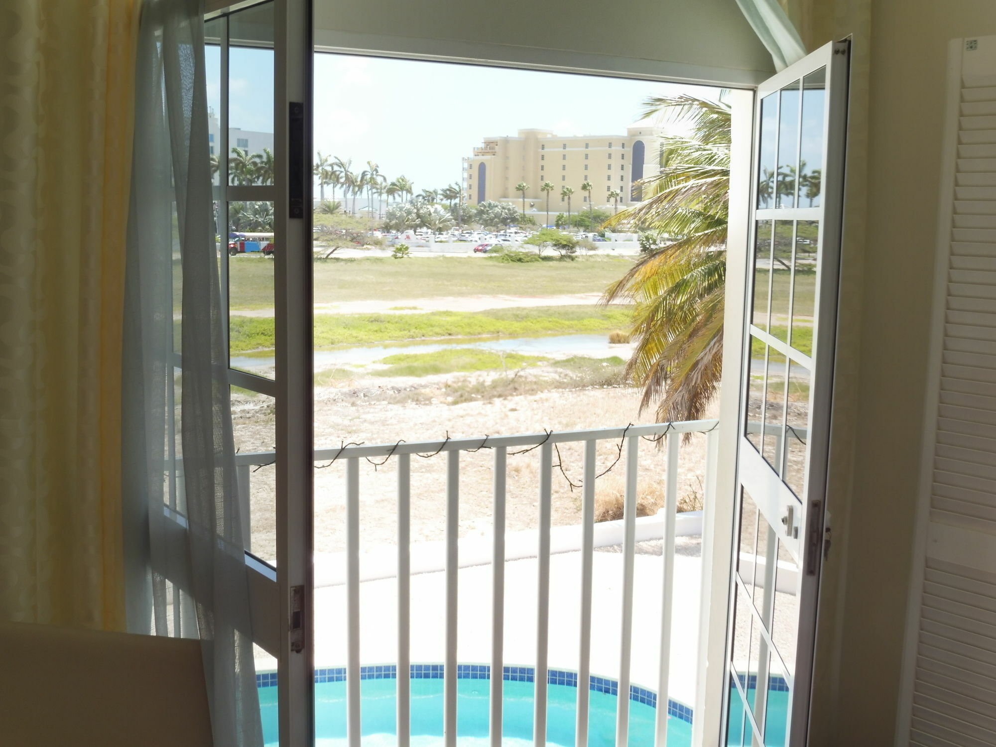 Karibu Aruba Boutique Hotel Palm Beach Eksteriør bilde